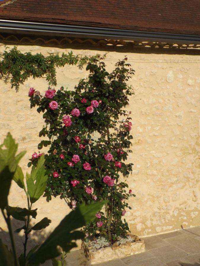 Bed & Breakfast Au Calme Lalinde Exterior foto